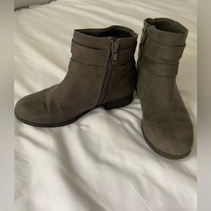 Zoe and Zac suede booties